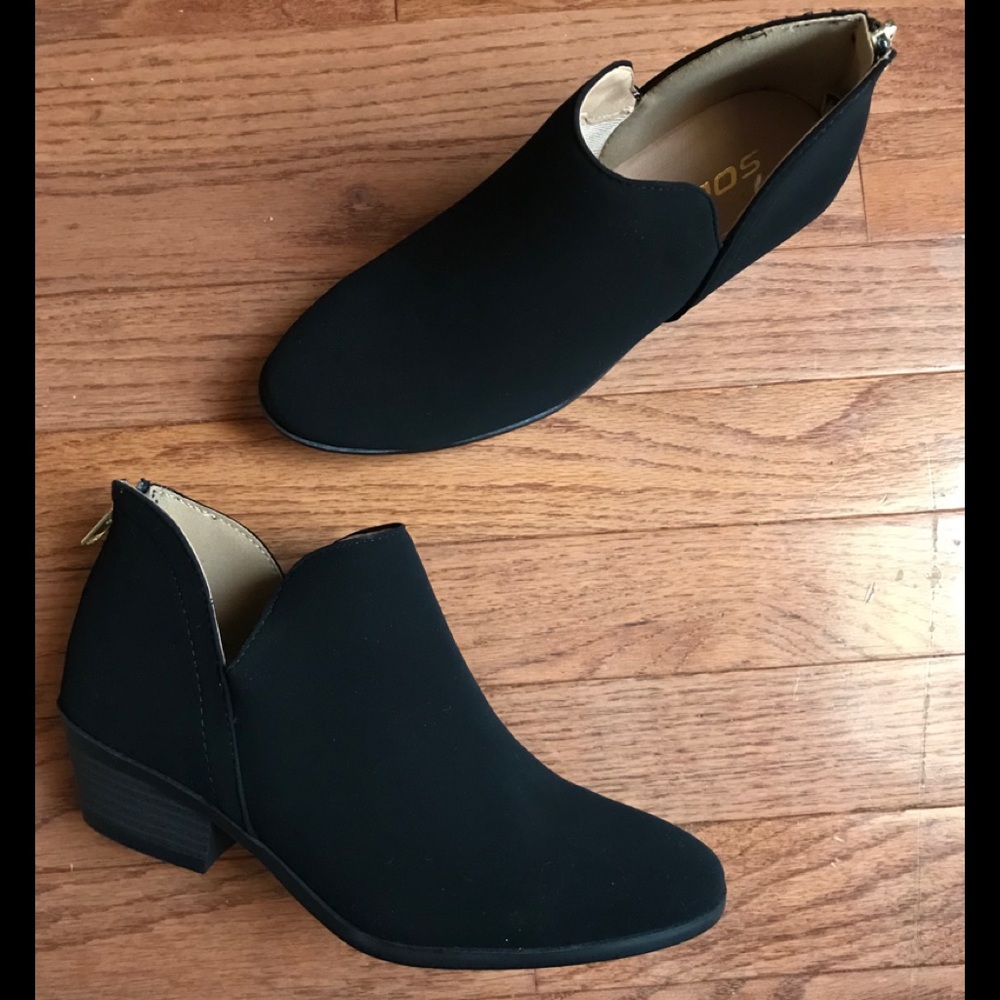 New Soda Black Booties size 6.5